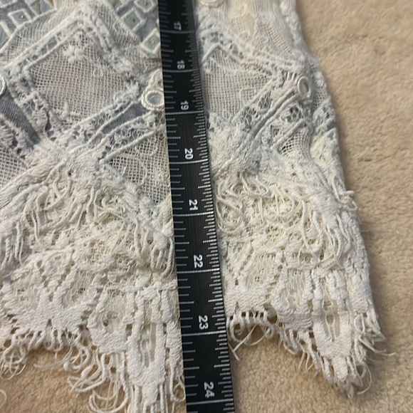 Stunning Elie Tahiri Tunic - Picture 9 of 9